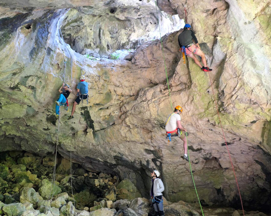 exerciții la stâncă